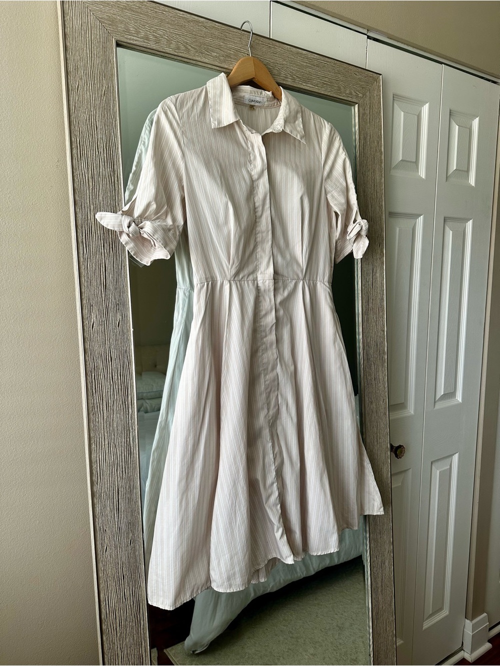 Calvin Klein Striped Shirt Dress White/Beige Collared Button Midi Size 6